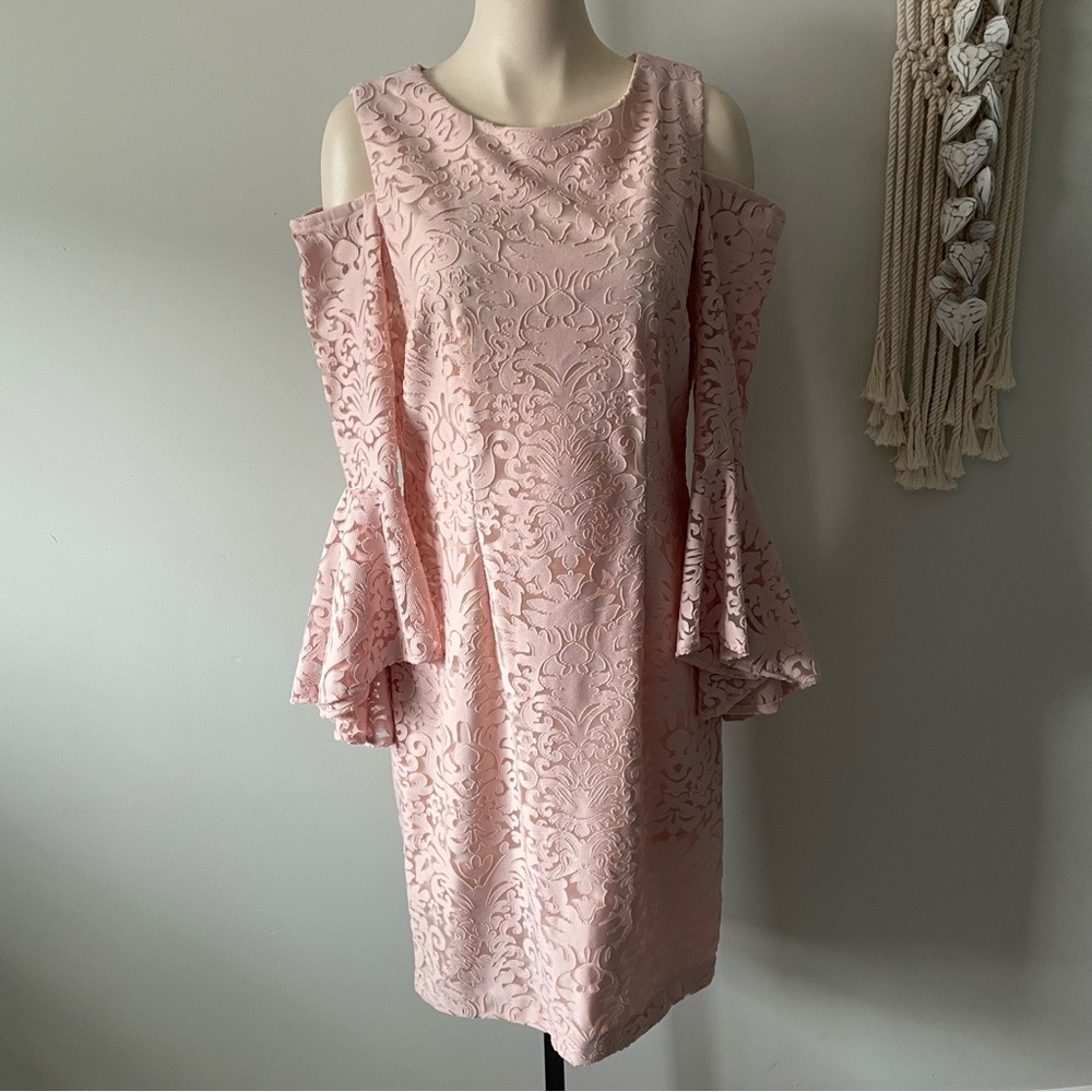 BA Nites Lace Cold Shoulder Bell Statement Sleeve Cocktail Party Dress Plus Size